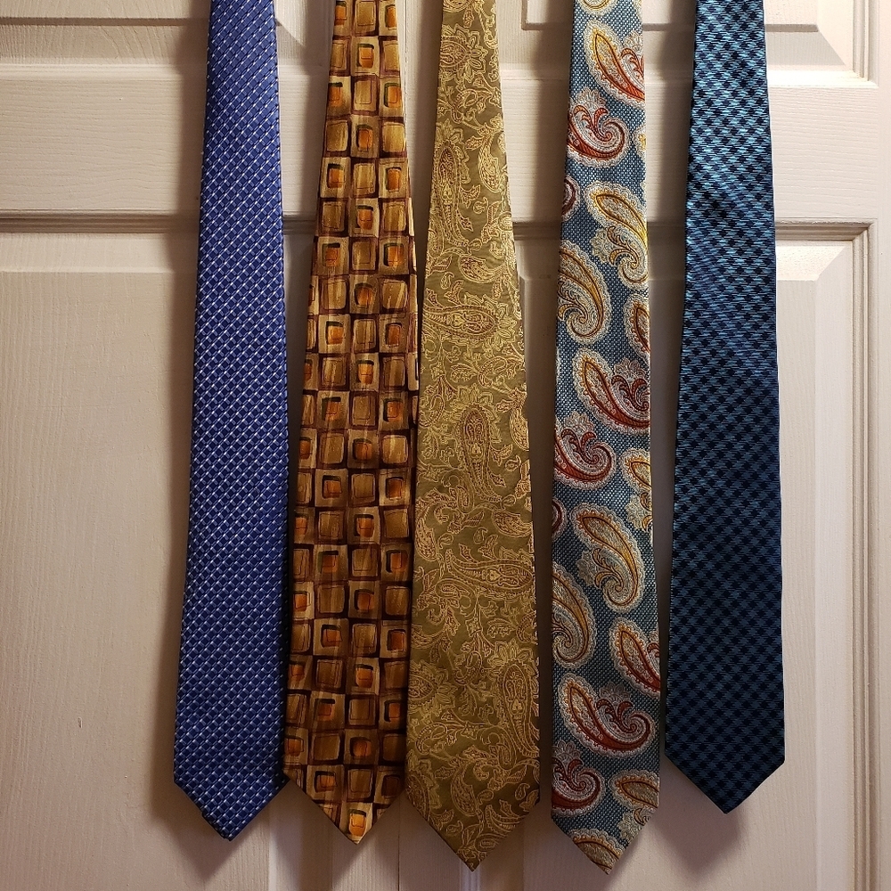 Bundle of men's neckties